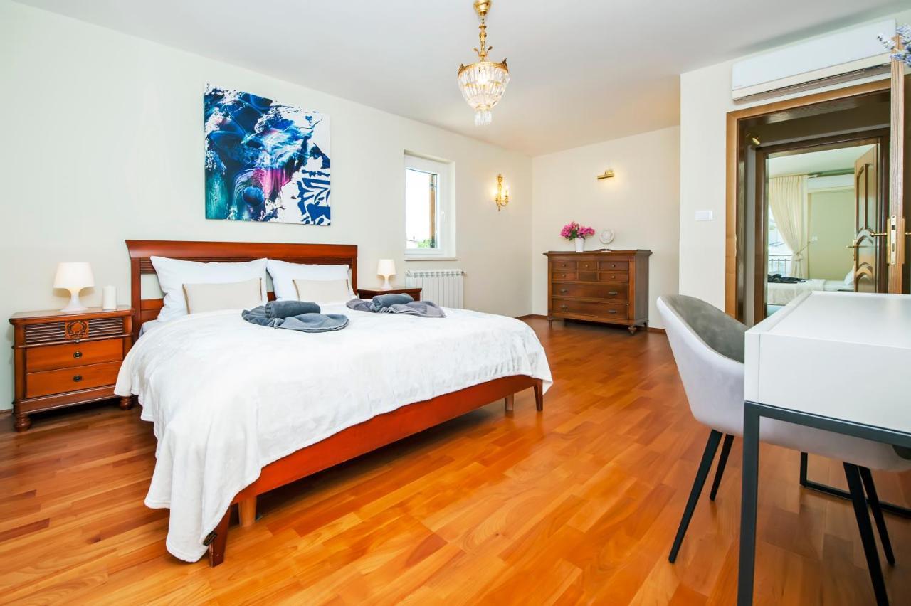 Villa Francesco Rovinj Bagian luar foto